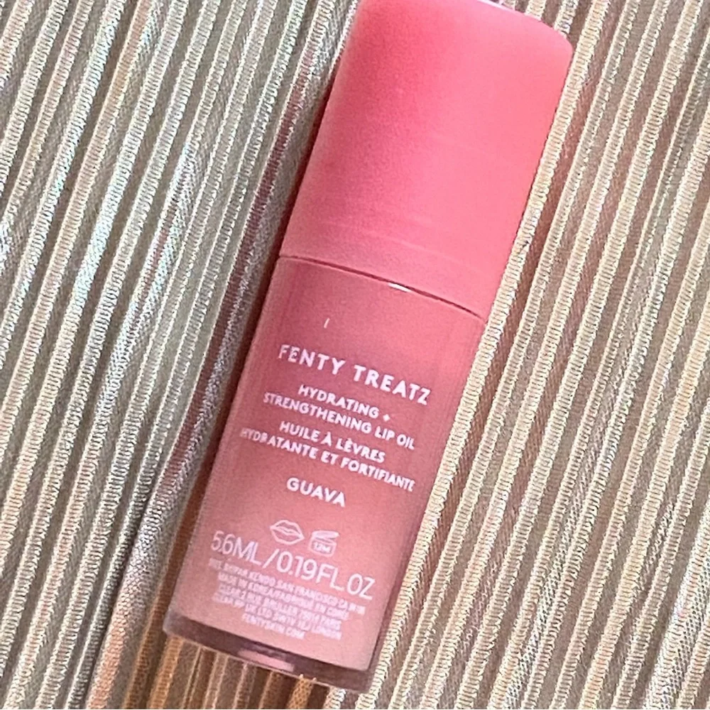 Fenty Treatz Hydrating & Strengthening Lip Oil GUAVA .19oz / 5.6mL LIMITED Ed